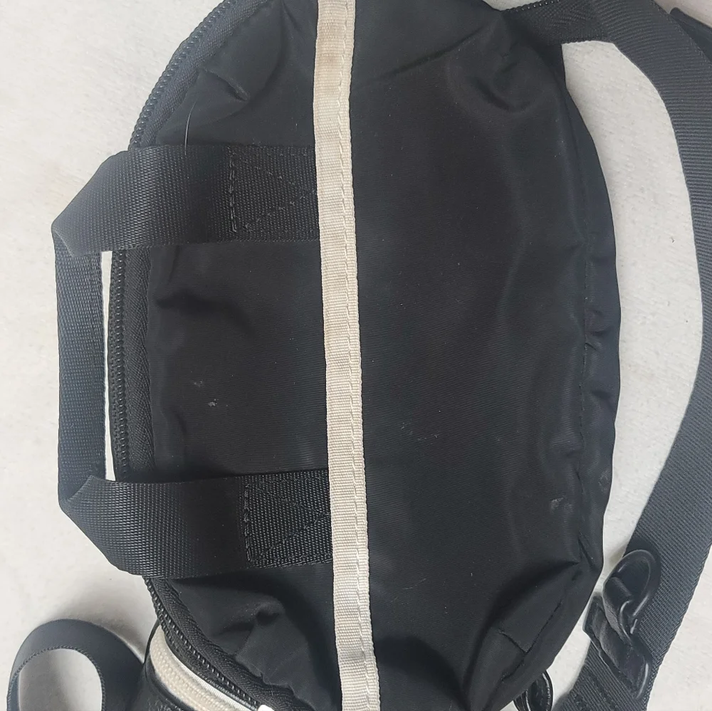 Madden Girl Black MiniCrossbody Bag with Detachable Zip Change Pouch - Picture 6 of 13